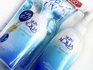 Skin Aqua UV Super Moisture Sunscreen SPF50+ PA++++ – Lightweight Hydrating Sun Protection