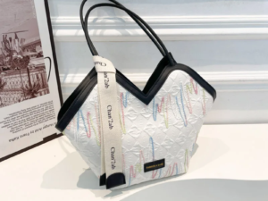 2025 New Fashion Casual Commuting Tote Bag for Women Large Capacity College Student Shoulder Strap Striped Embroidered PU Zipper