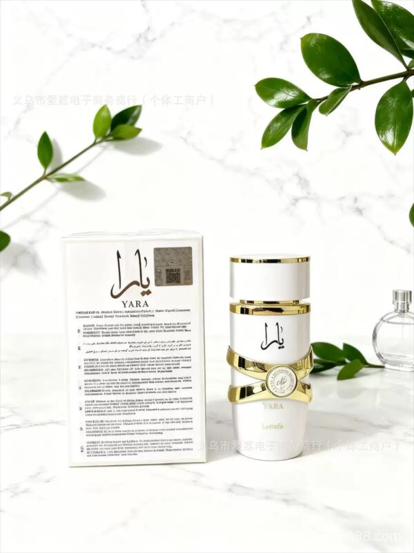 IMG_4237 Lattafa Yara Moi Eau de Parfum