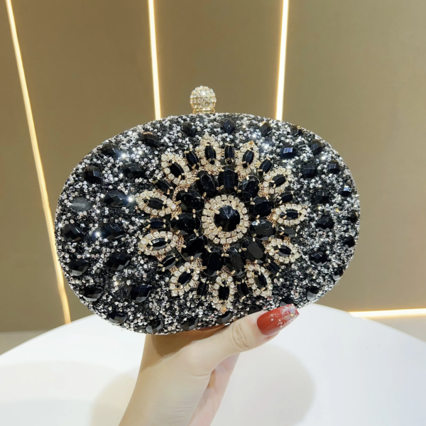 Luxurious Cross-Border Sunflower Dress Party Bag Elegant Versatile Small Crossbody Handbag with Full Rhinestones Inlaid Luxurious Cross-Border Sunflower Dress Party Bag Elegant Versatile Small Crossbody Handbag with Full Rhinestones Inlaid