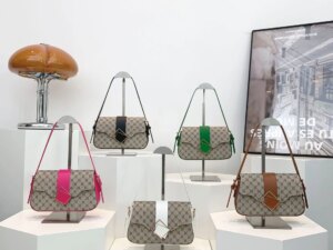 Luxury Wallets and Bags for Women Wholesale Real Leather Brand 5000 Style Brown Top Quality Mini Crossbody Bags for Women Luxury Wallets and Bags for Women Wholesale Real Leather Brand 5000 Style Brown Top Quality Mini Crossbody Bags for Women