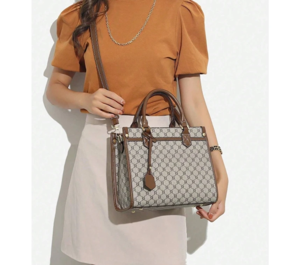 Luxury Women Trendy Bags Real Leather Brand 5000 Style Brown Top Quality Brands logo Women Party Shoes and Bags Luxury Women Trendy Bags Real Leather Brand 5000 Style Brown Top Quality Brands logo Women Party Shoes and Bags