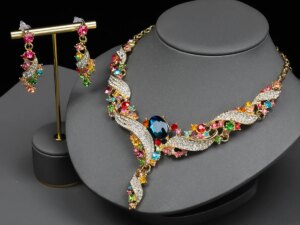 Single Piece Orders Indian Godly Big Luxury Gold Plated Zinc Alloy Bridal Jewelry Set with Earrings and Necklace for Women Single Piece Orders Indian Godly Big Luxury Gold Plated Zinc Alloy Bridal Jewelry Set with Earrings and Necklace for Women