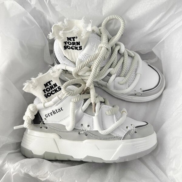 The New Couple's High-rise and Versatile National Fashion Bread Shoes Are Niche Fashion Unisex Board Shoes The New Couple's High-rise and Versatile National Fashion Bread Shoes Are Niche Fashion Unisex Board Shoes