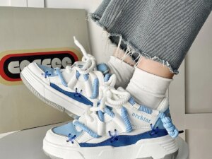 The New Couple's High-rise and Versatile National Fashion Bread Shoes Are Niche Fashion Unisex Board Shoes The New Couple's High-rise and Versatile National Fashion Bread Shoes Are Niche Fashion Unisex Board Shoes